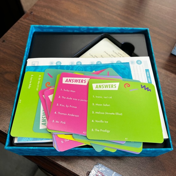 That’s so 90s trivia game - Picture 2 of 3